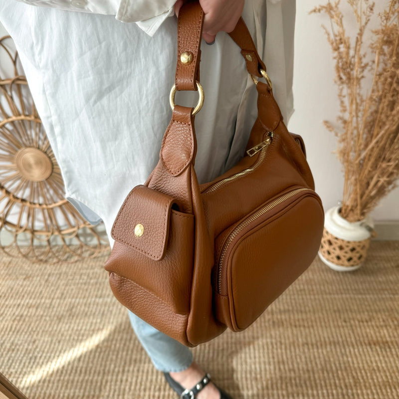 Bolso ovalado bolsillos con asa piel camel